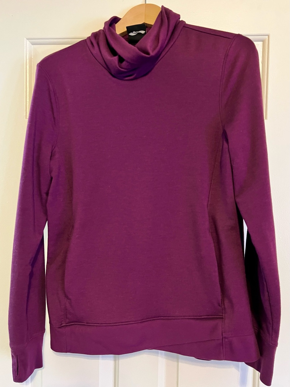 Cascade Sport Plum Purple Cowl Neck Thumbhole Pullover Sweatshirt - Size M
